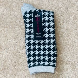 Women’s Houndstooth Socks